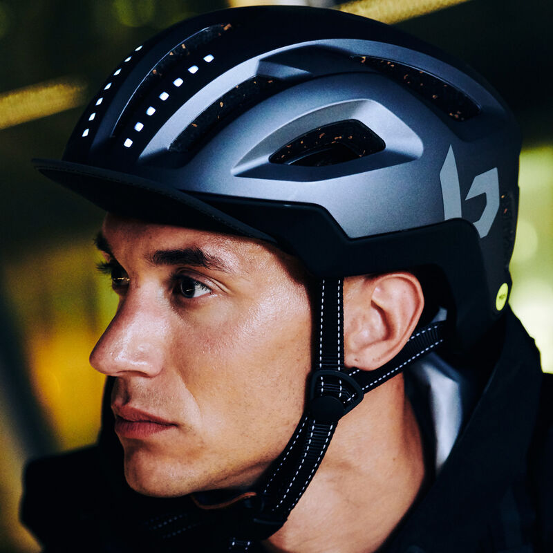 HALO REACT MIPS, Titanium-No Lens Reference, hi-res image number null